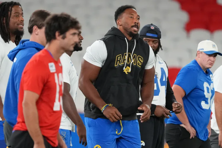 Rams Star Myles Garrett Will Have Knee Surgery, Expected To Miss 4 Games